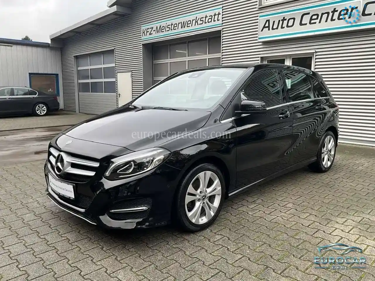 Mercedes-Benz B 200