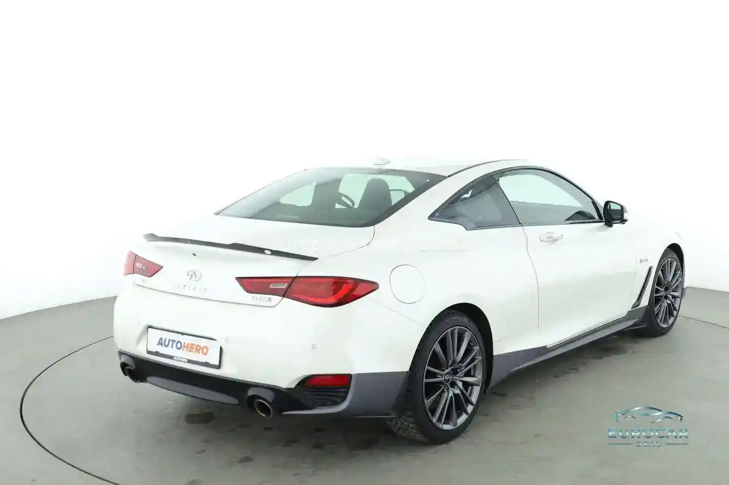 Infiniti Q60