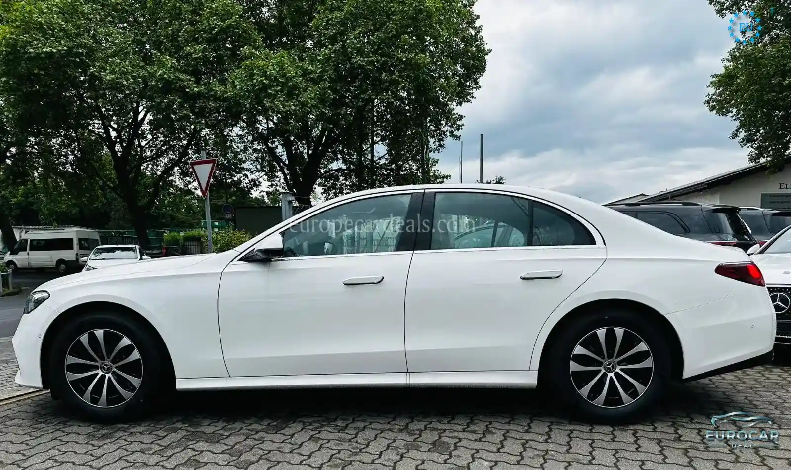 Mercedes-Benz E 200