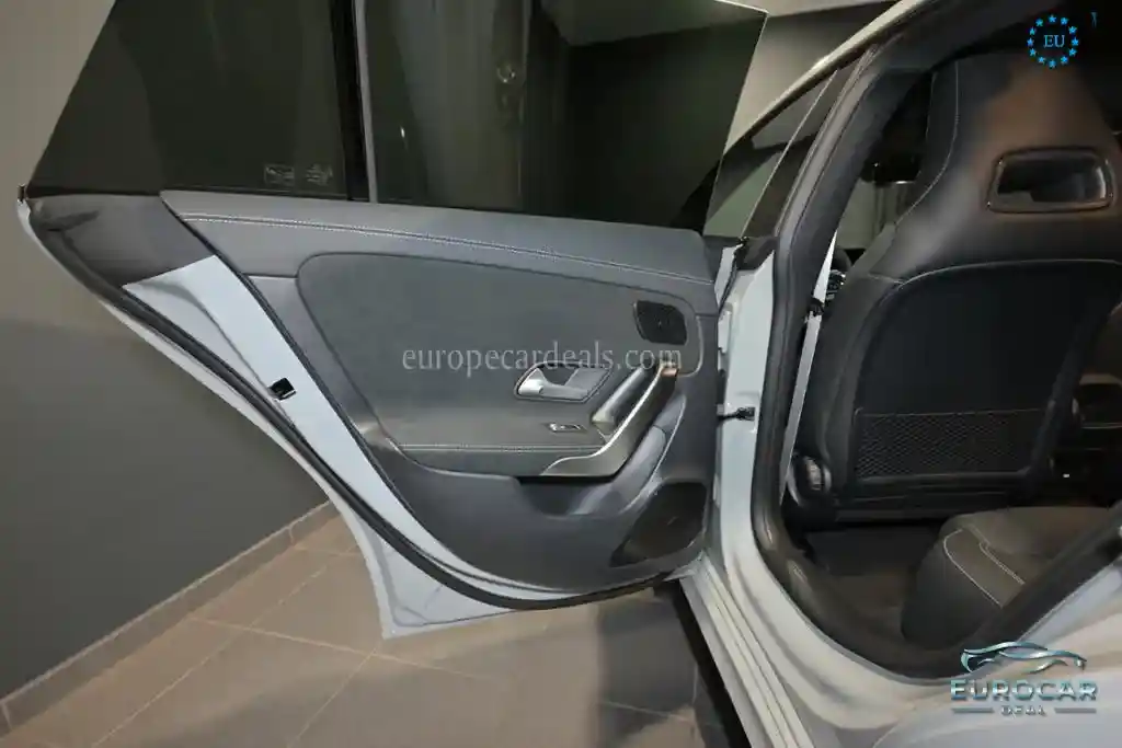 Mercedes-Benz CLA 180 Shooting Brake