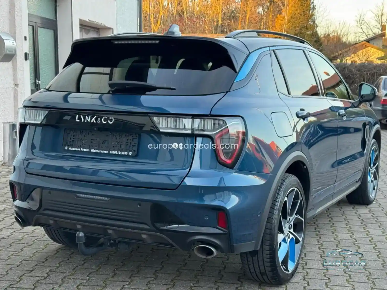 Lynk&Co 01