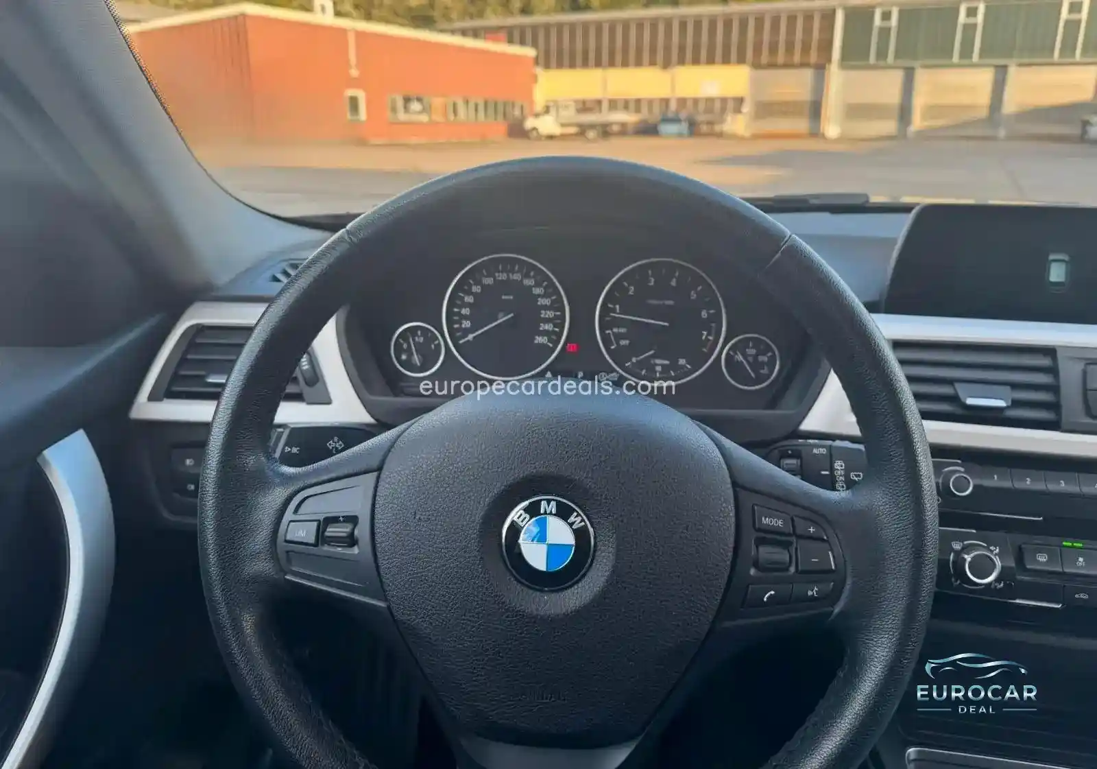 BMW 320