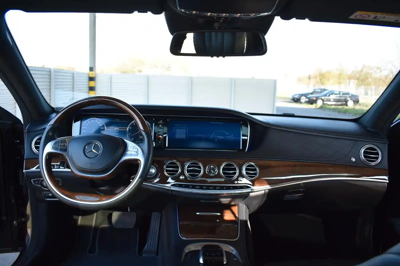 Mercedes-Benz S 600