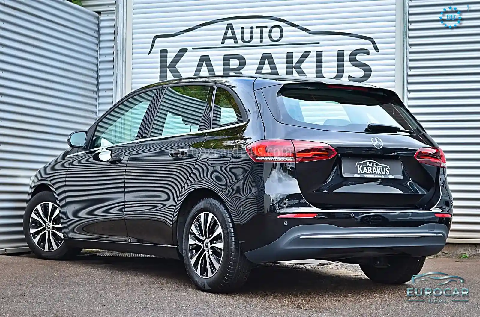 Mercedes-Benz B 200