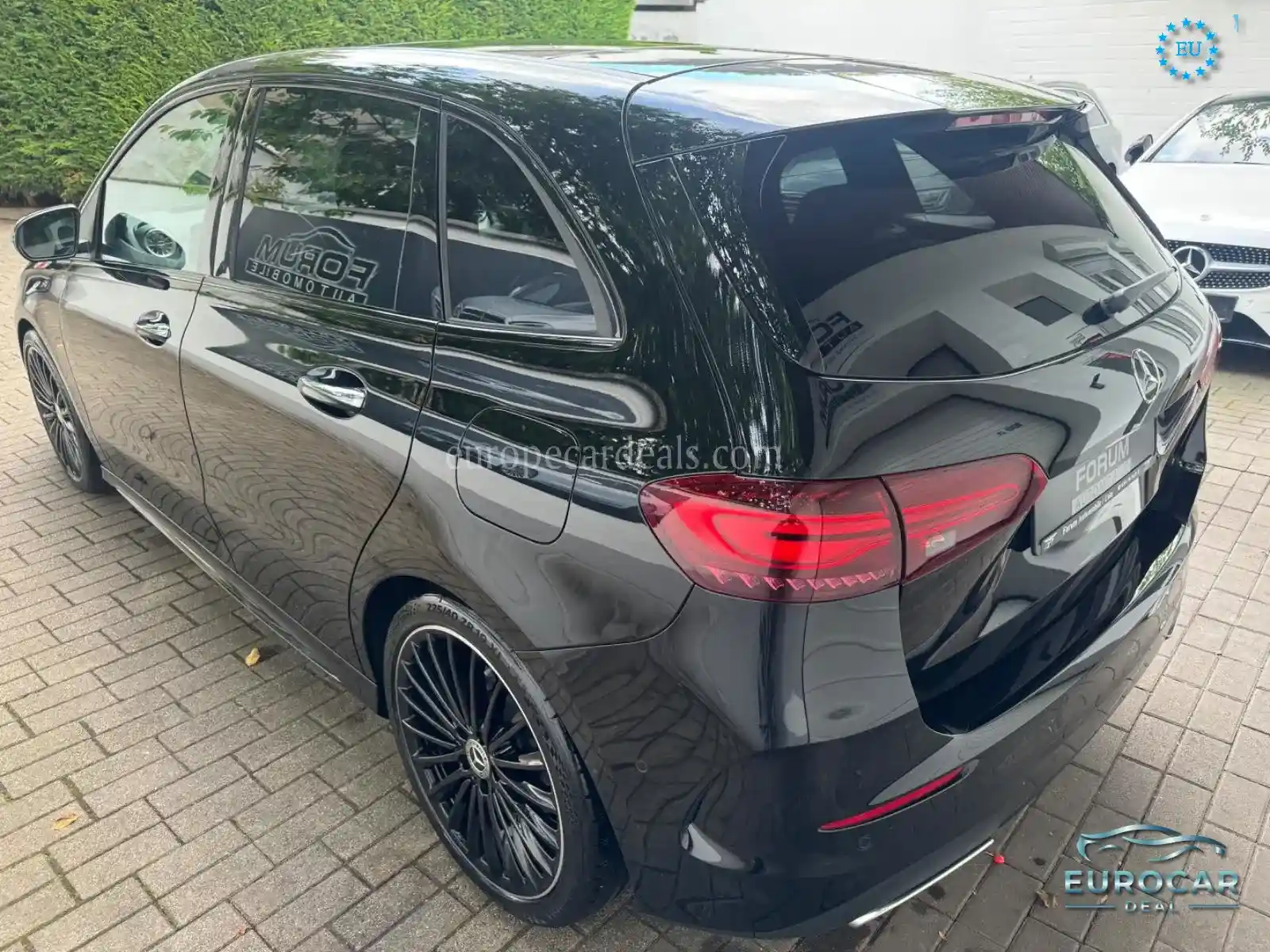 Mercedes-Benz B 220