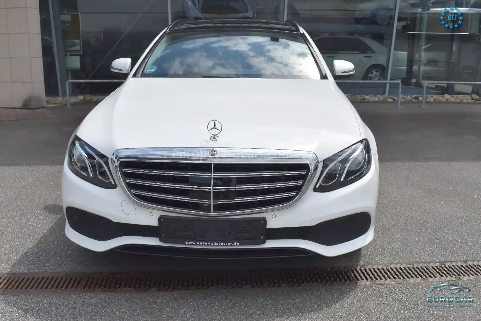 Mercedes-Benz E 300