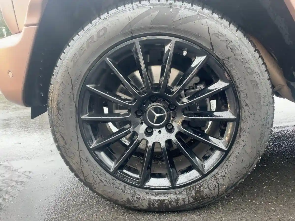 Mercedes-Benz G 500