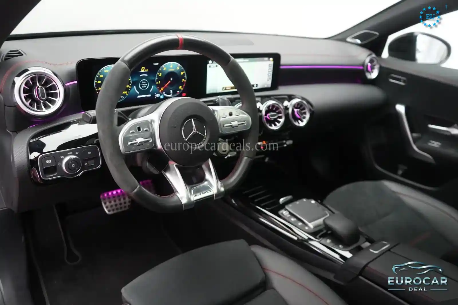 Mercedes-Benz CLA 45 AMG Shooting Brake
