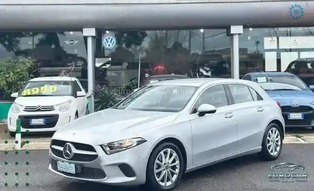 Mercedes-Benz A 220