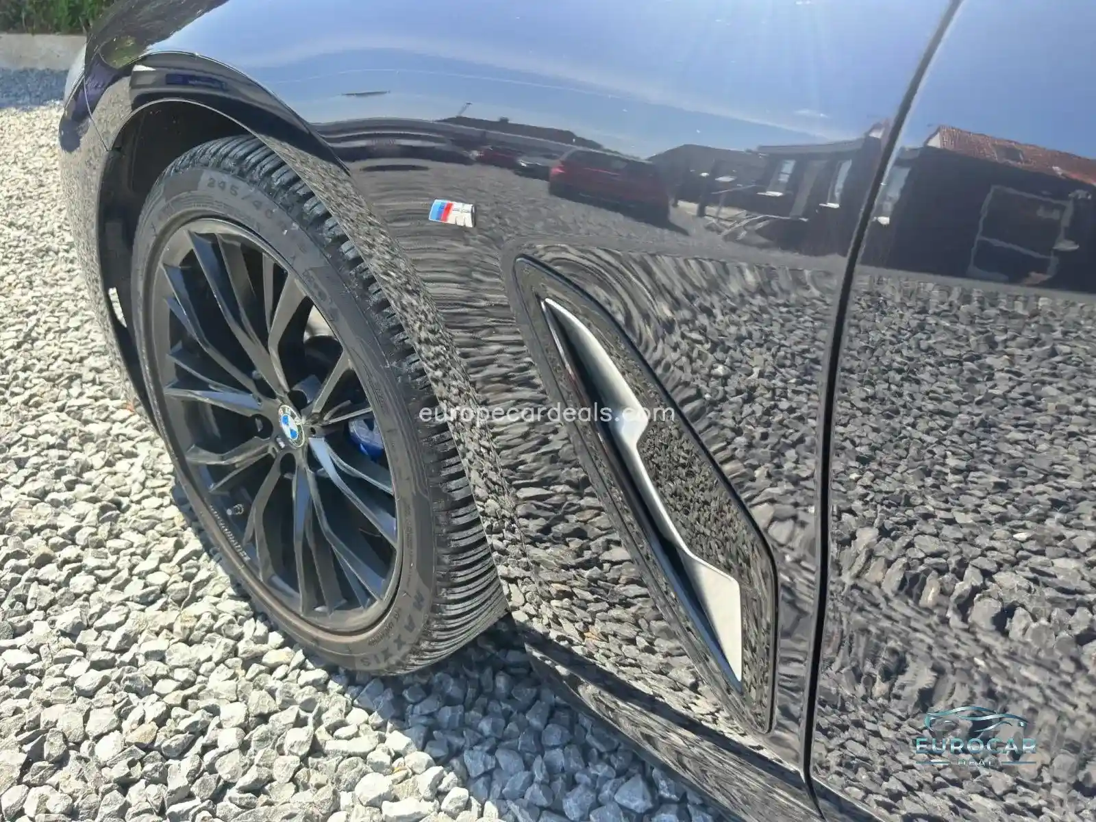 BMW 840