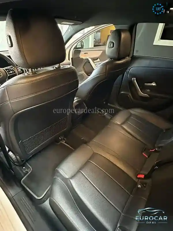 Mercedes-Benz A 220