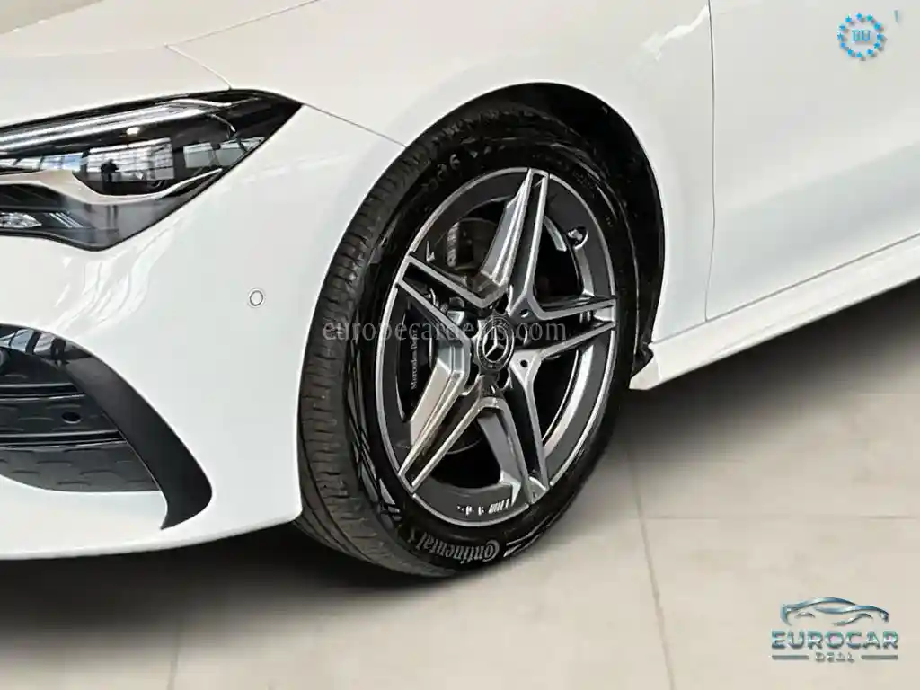 Mercedes-Benz CLA 200