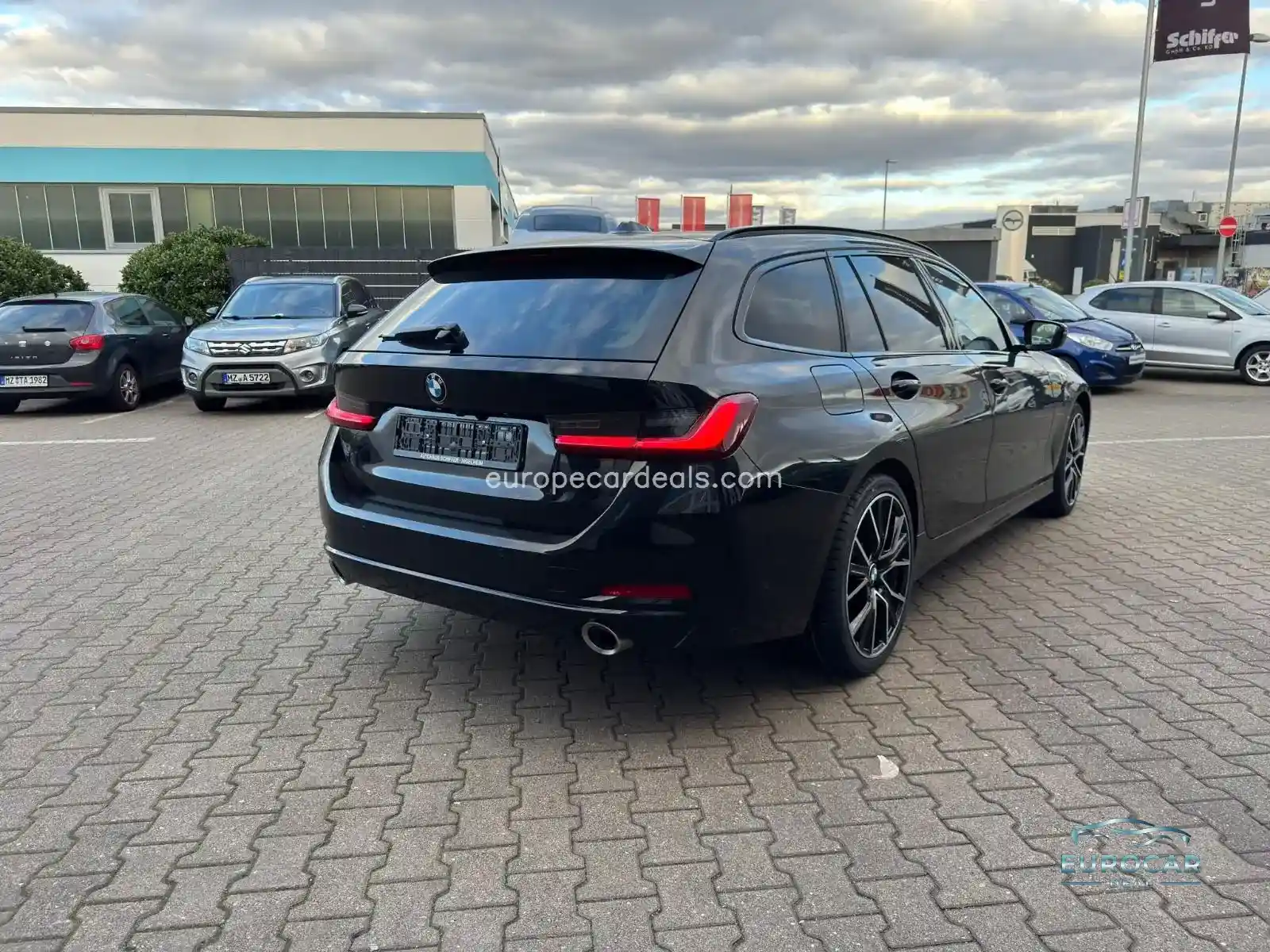 BMW 320