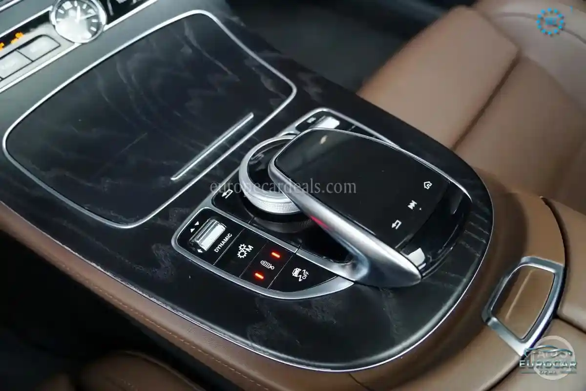 Mercedes-Benz E 53 AMG