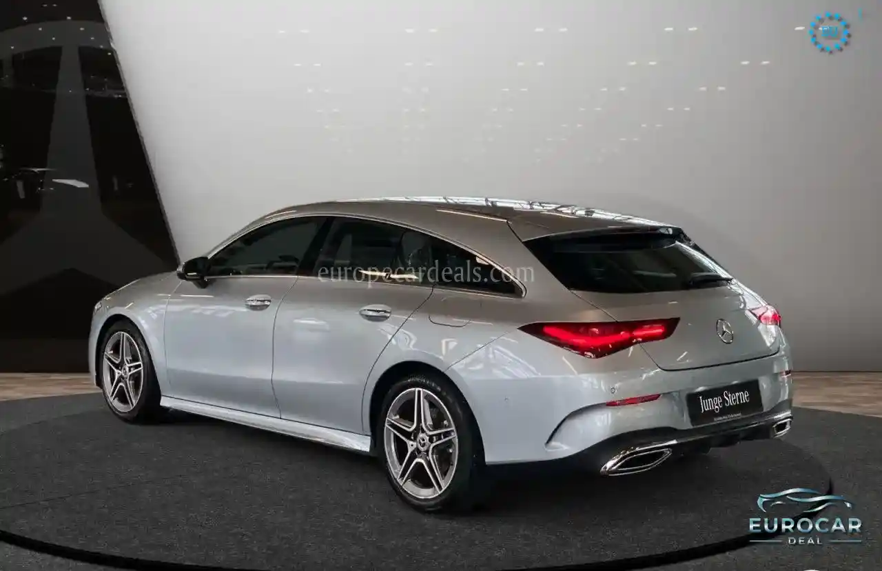 Mercedes-Benz CLA 200 Shooting Brake