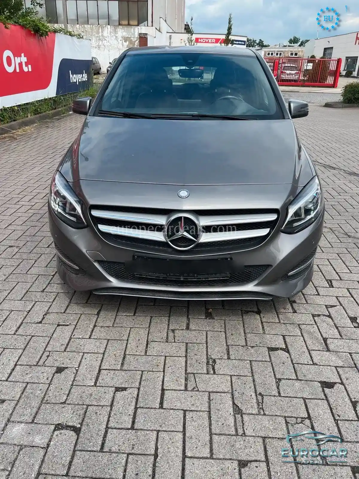 Mercedes-Benz B 200