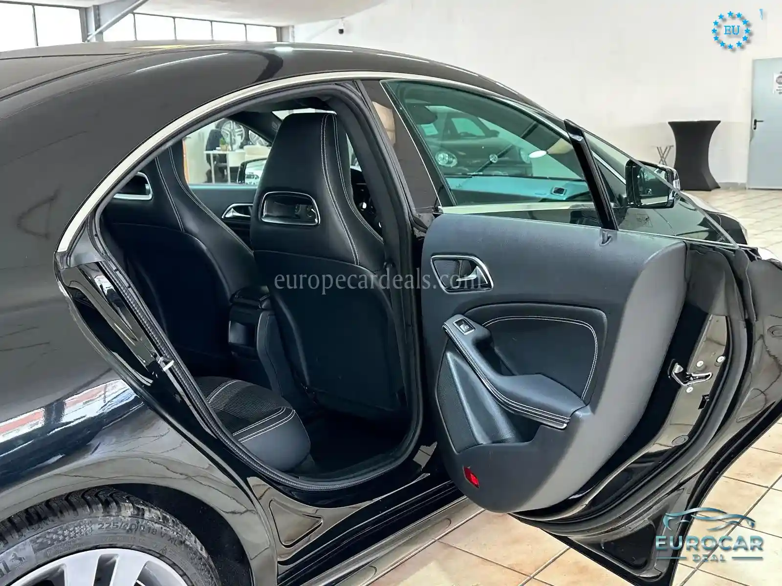 Mercedes-Benz CLA 180