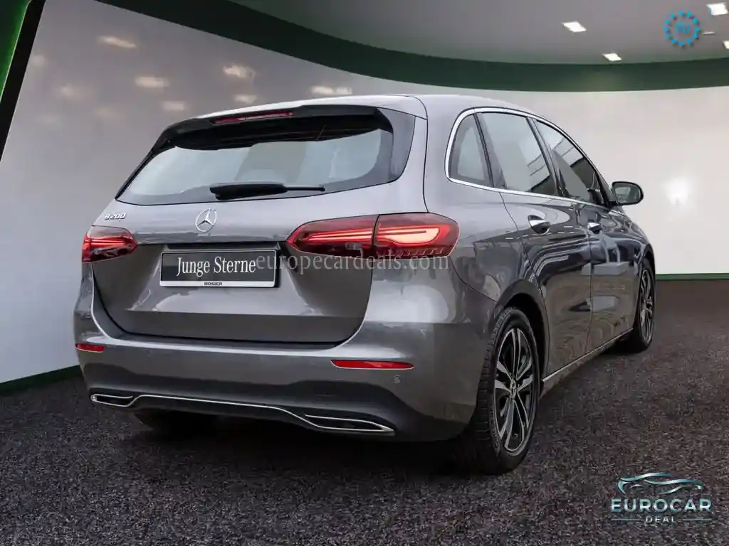Mercedes-Benz B 200