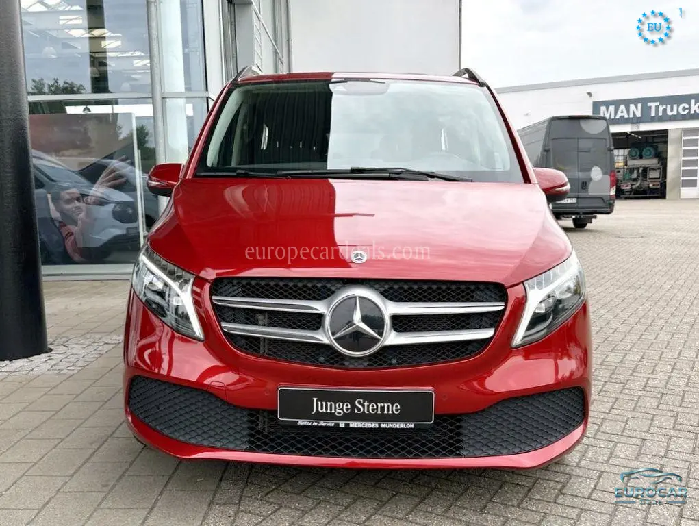 Mercedes-Benz V 220