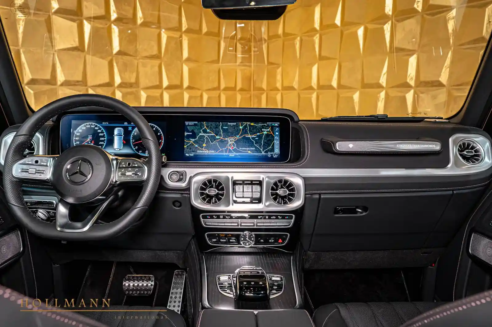 Mercedes-Benz G 500