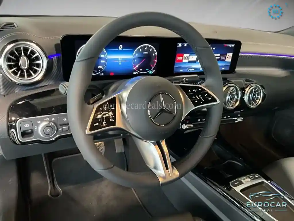 Mercedes-Benz CLA 180