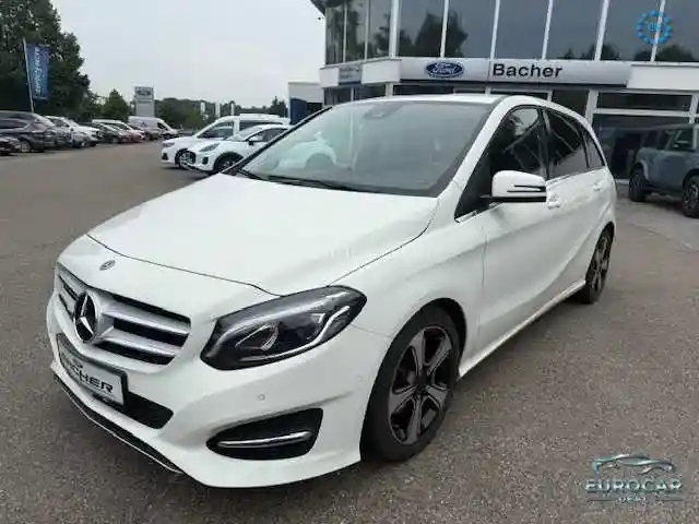 Mercedes-Benz B 180