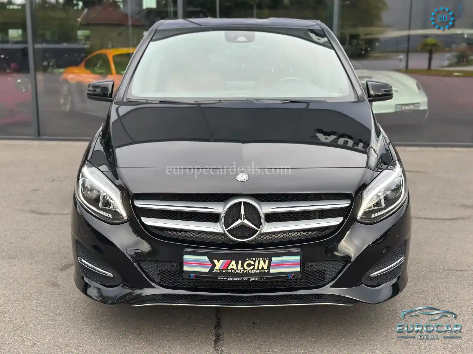 Mercedes-Benz B 180