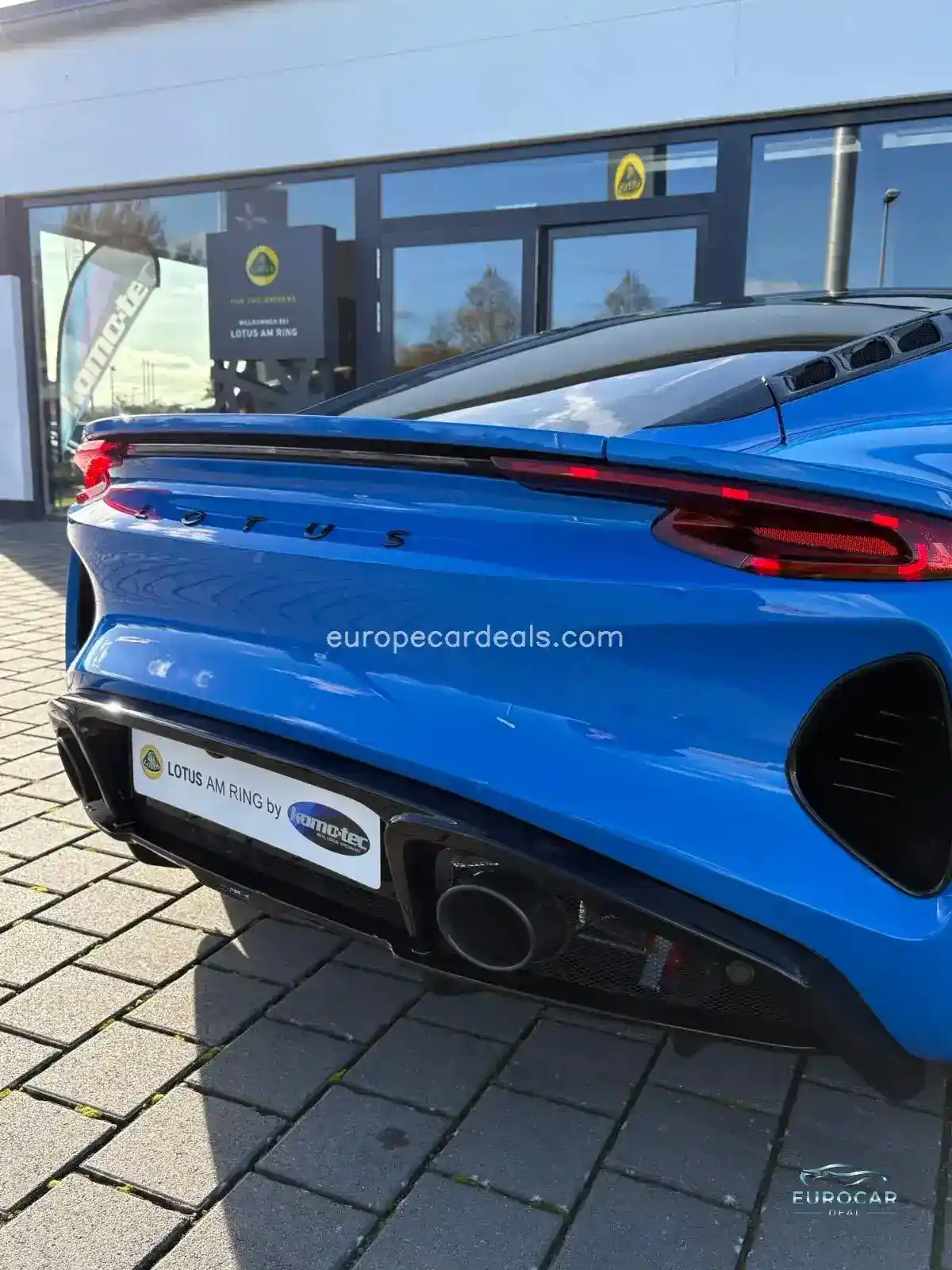 Lotus Emira