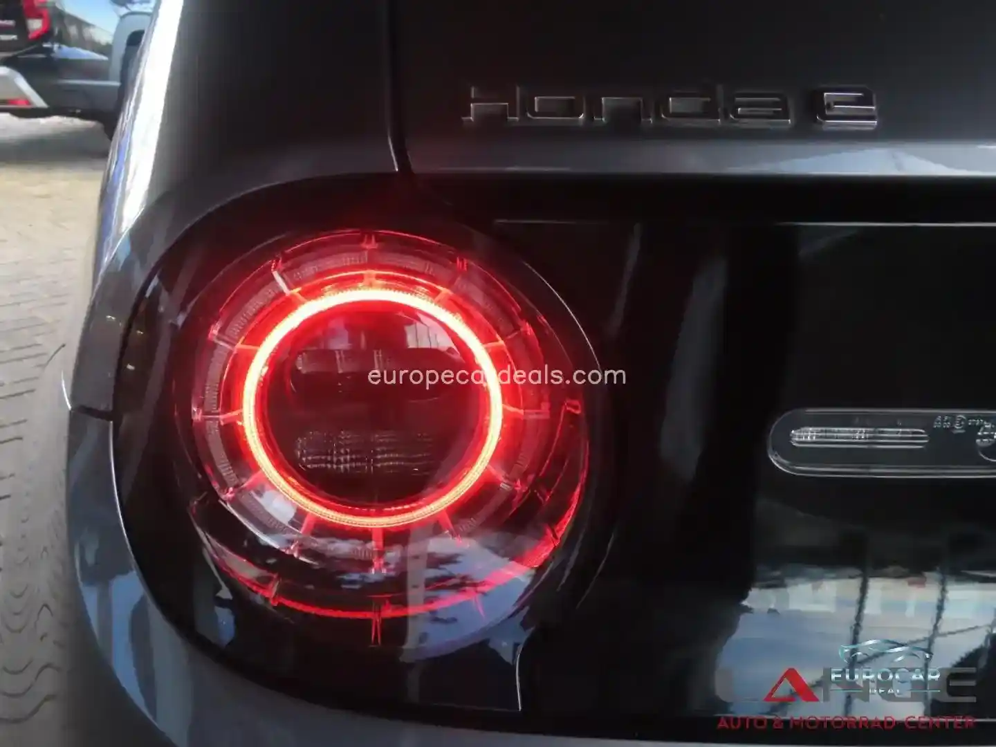 Honda e