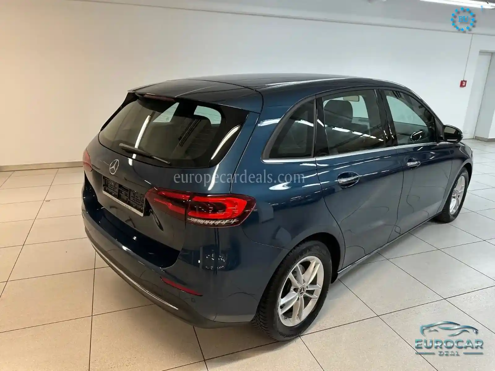 Mercedes-Benz B 180