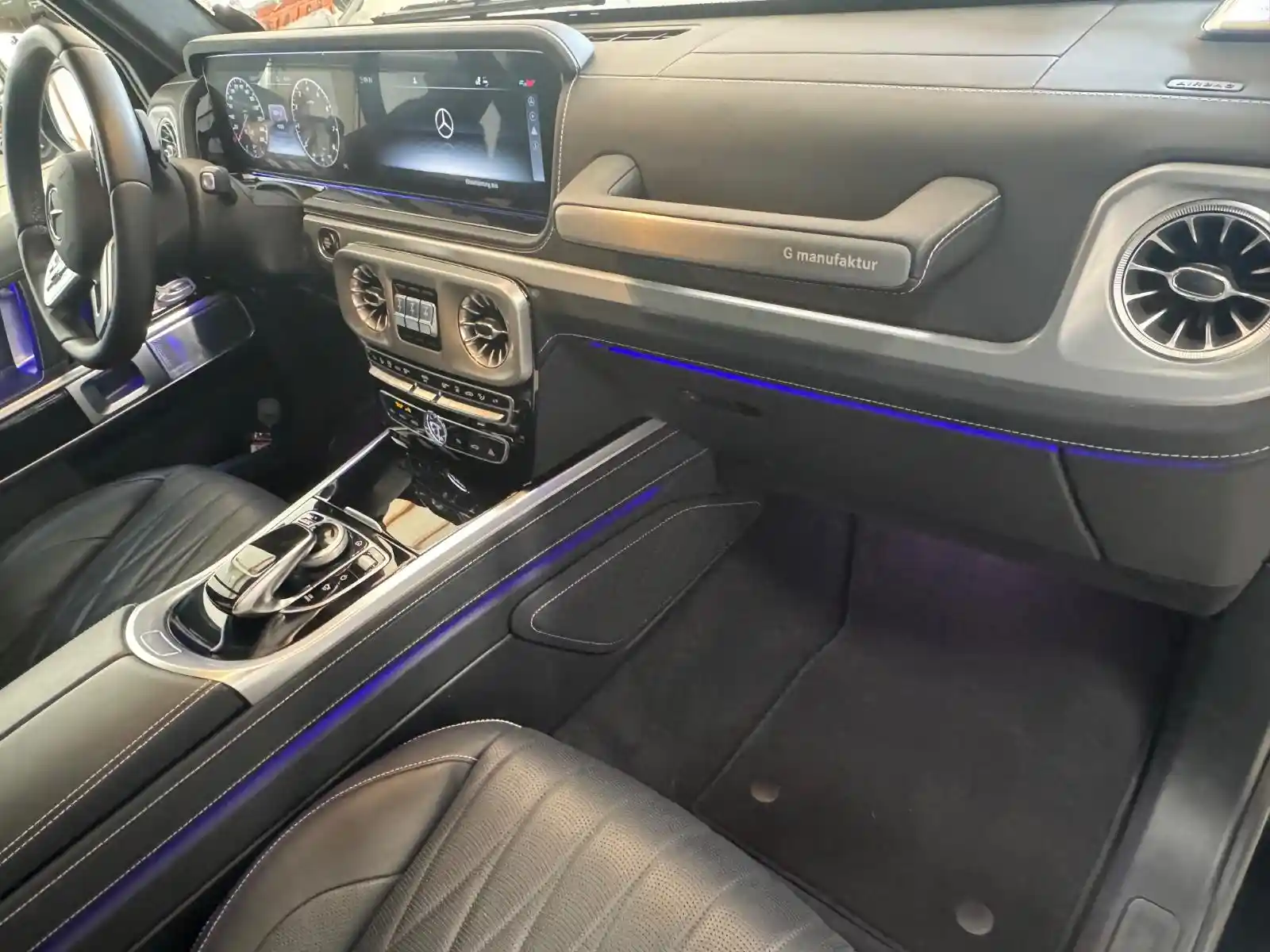 Mercedes-Benz G 500