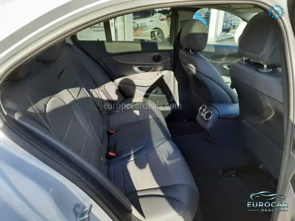 Mercedes-Benz C 400