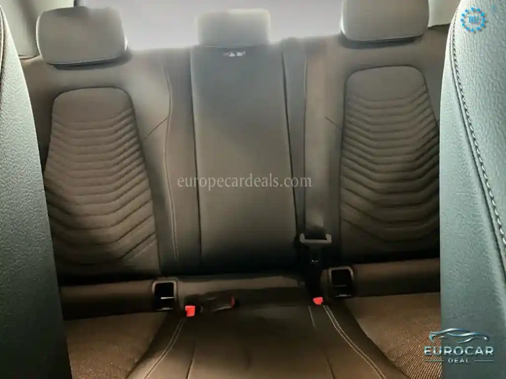 Mercedes-Benz B 220