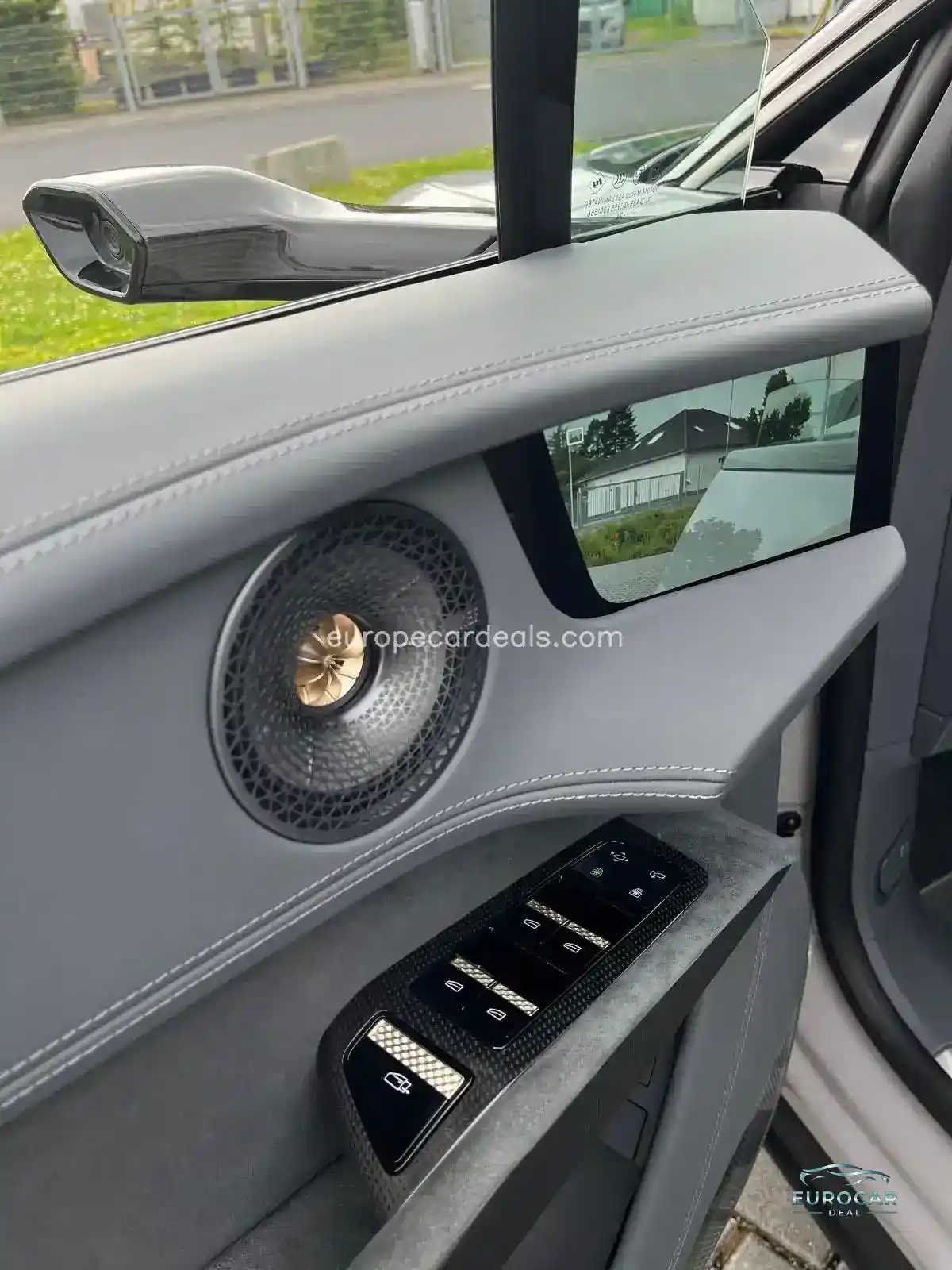 Lotus Eletre