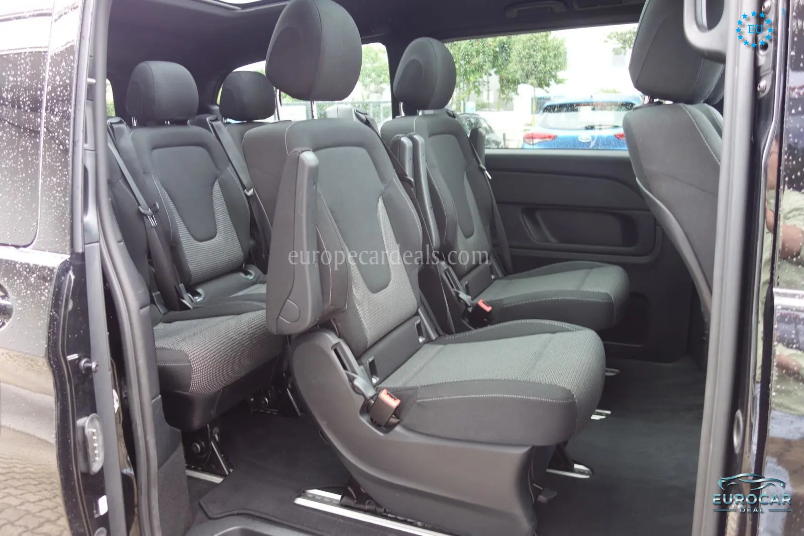 Mercedes-Benz V 220