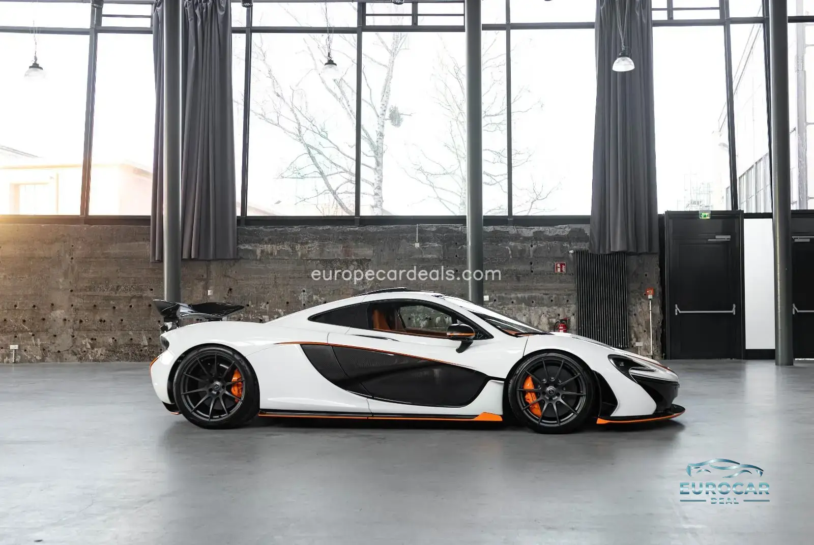 McLaren P1