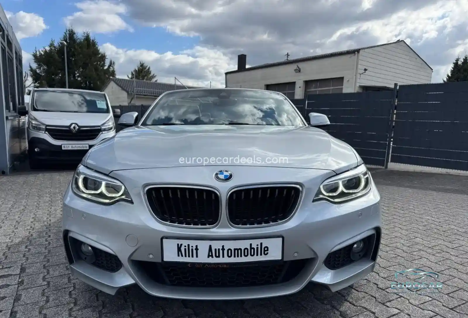 BMW 220