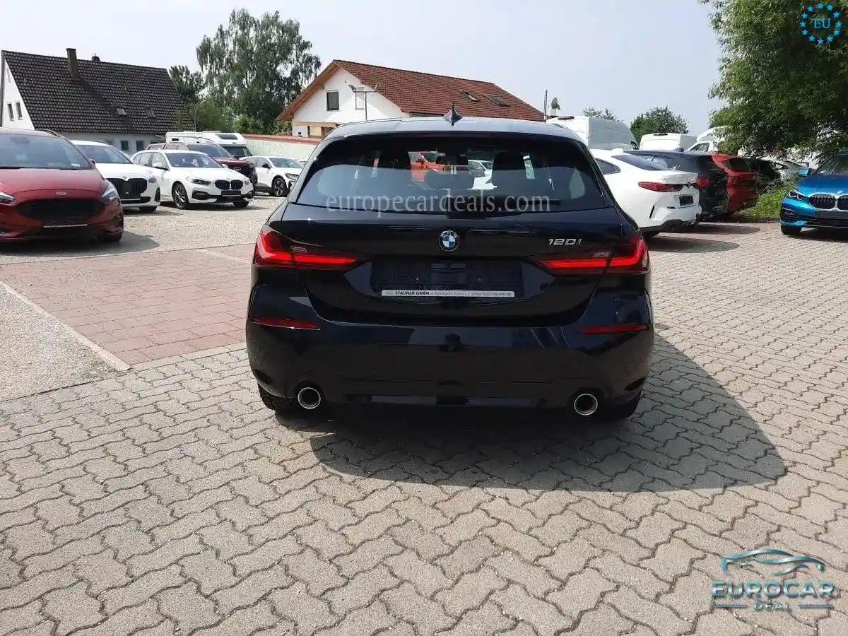 BMW 120