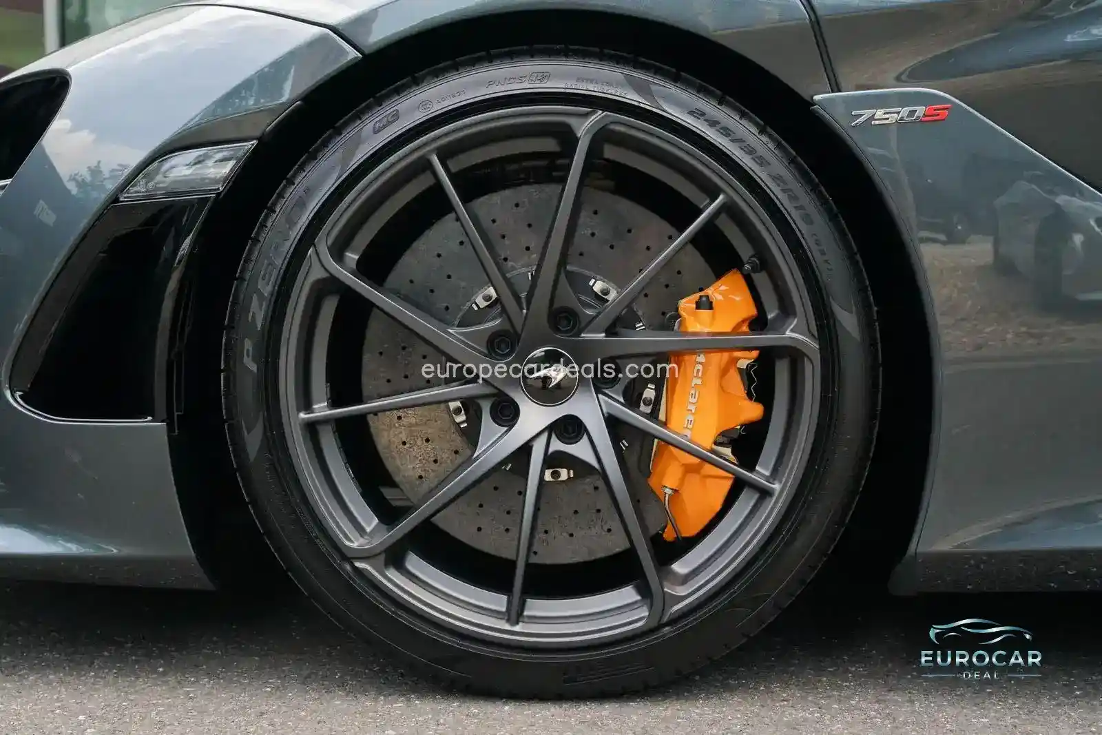 McLaren 750S