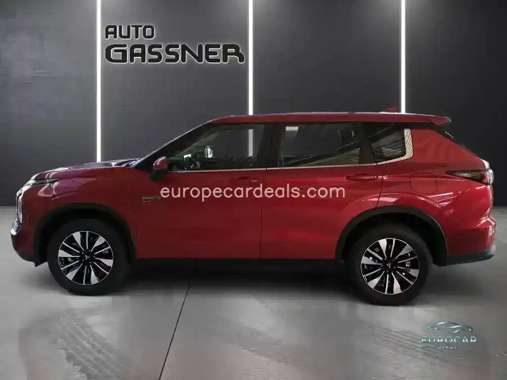 Mitsubishi Plug-in Hybrid Outlander