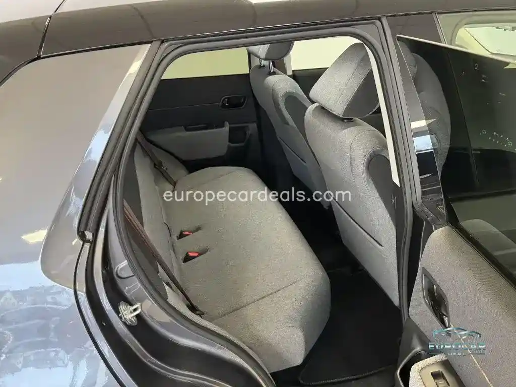 Honda e