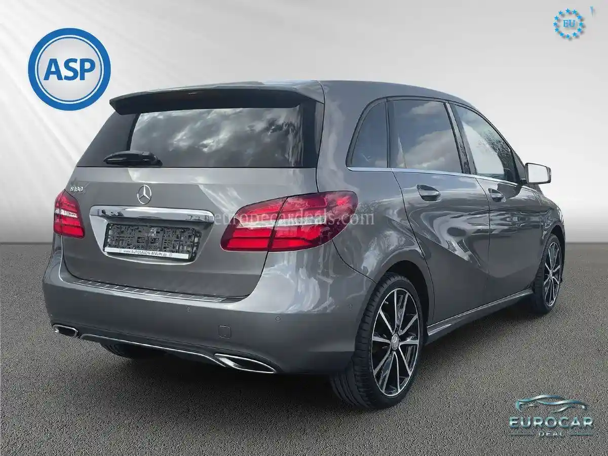Mercedes-Benz B 180