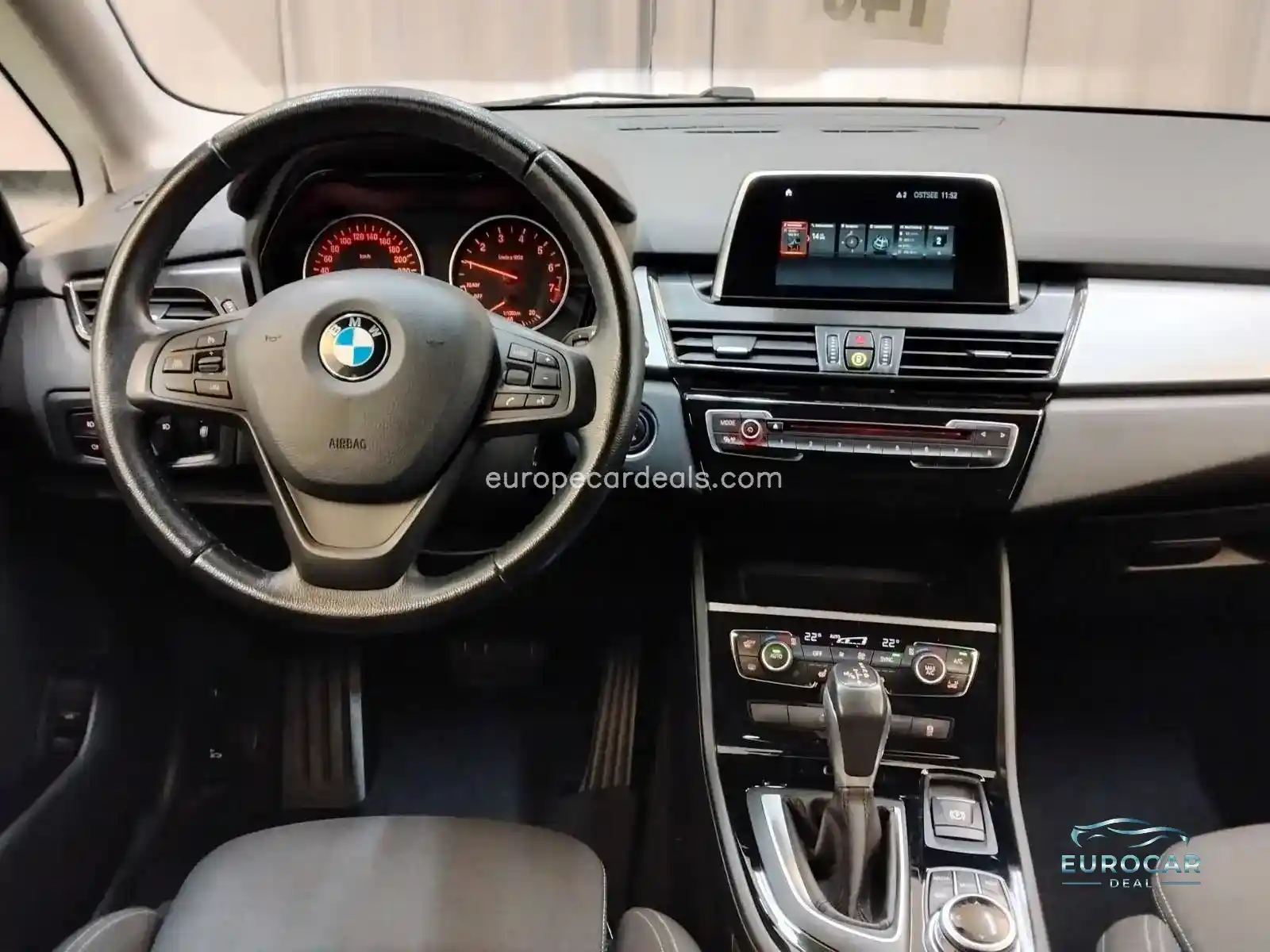 BMW 218