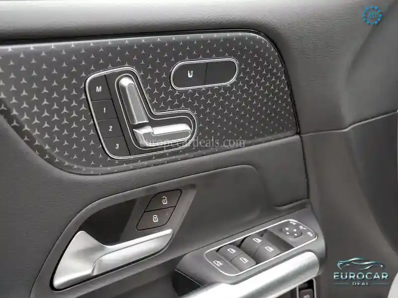 Mercedes-Benz B 220
