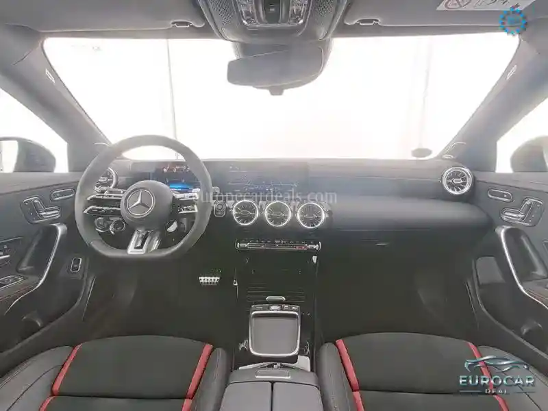 Mercedes-Benz CLA 35 AMG