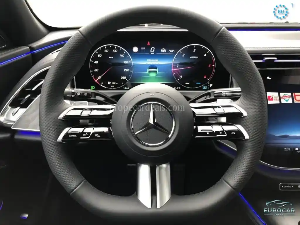 Mercedes-Benz E 220