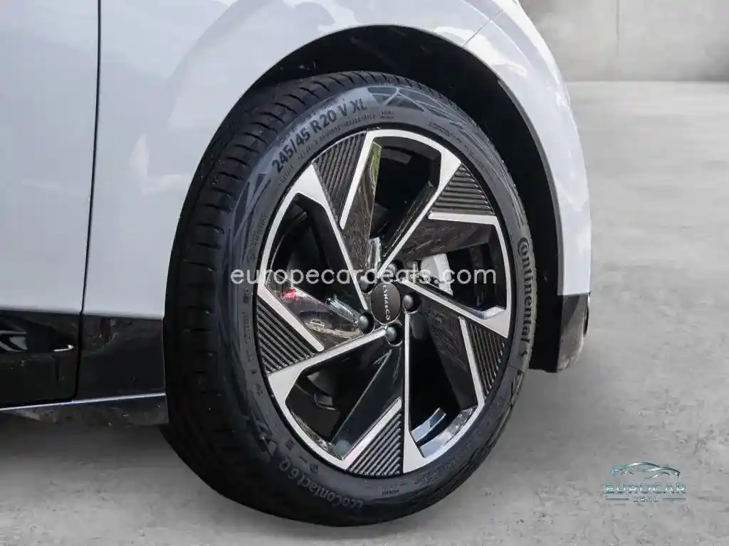 Lynk&Co 02