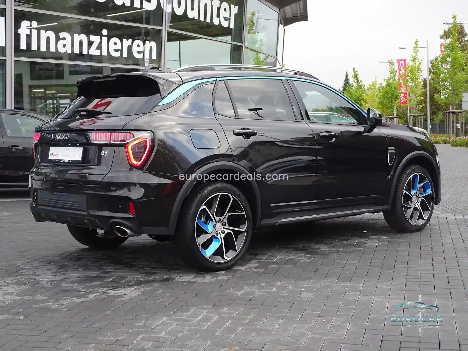 Lynk&Co 01