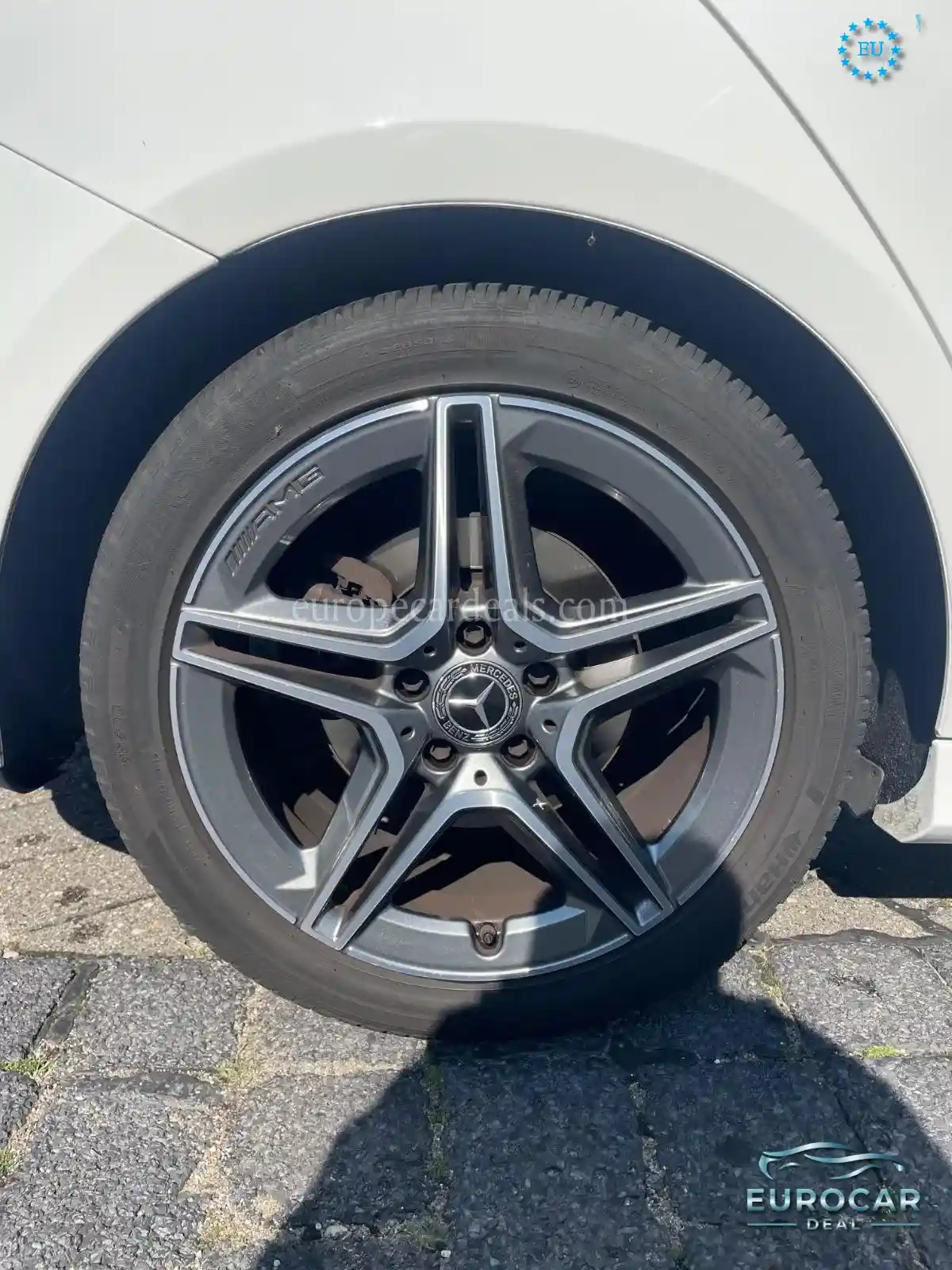 Mercedes-Benz A 220