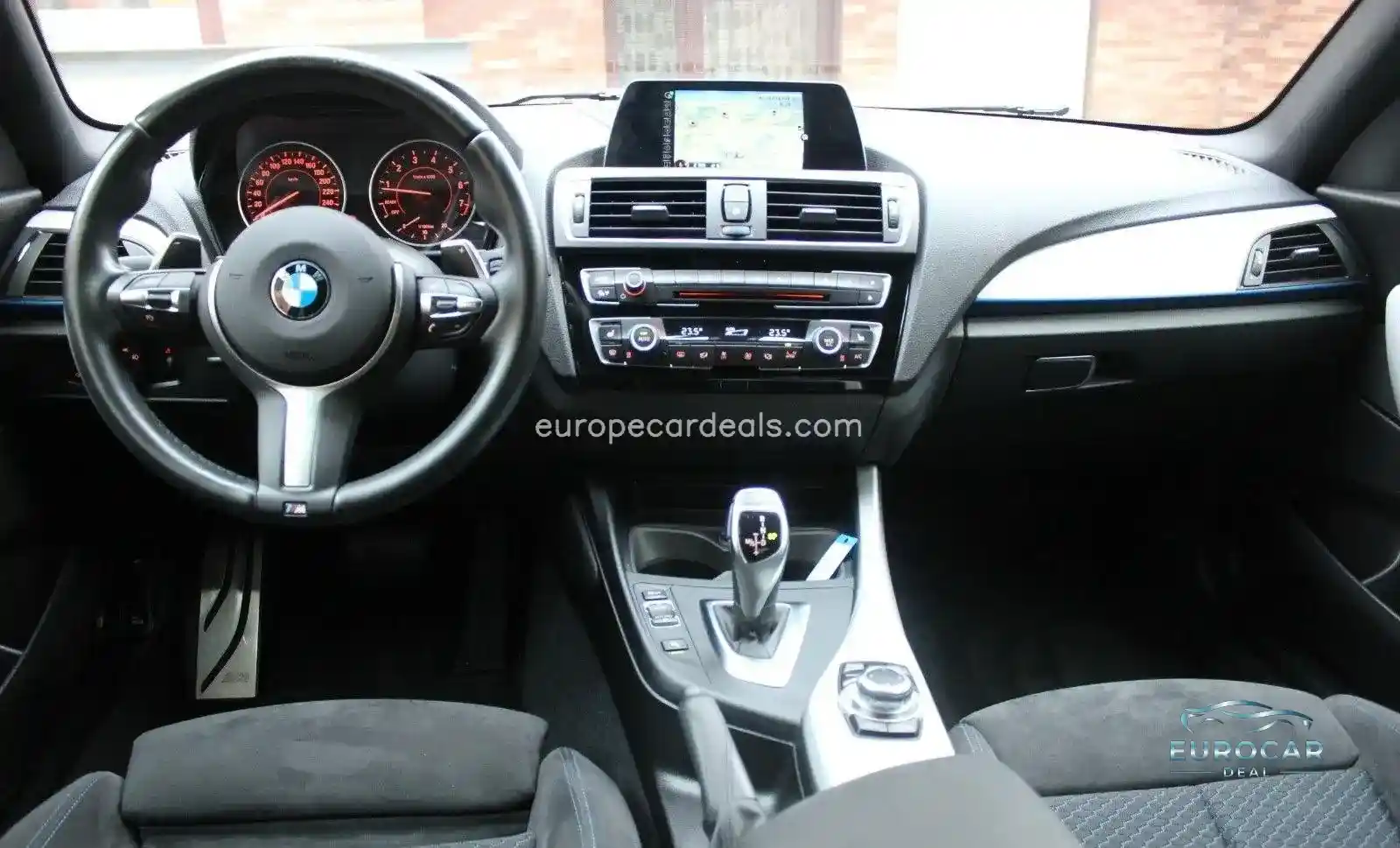 BMW M235